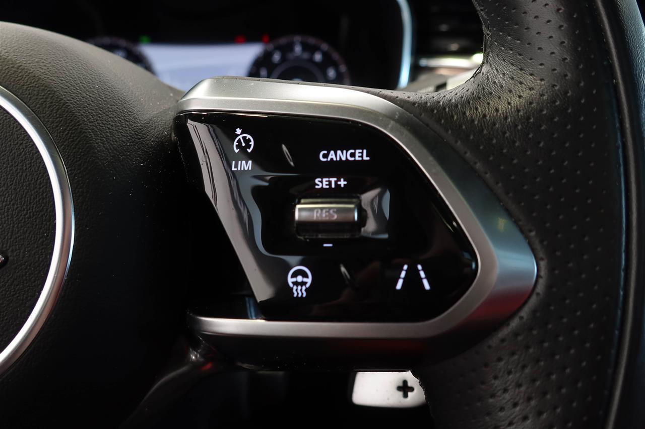 Jaguar F-PACE 2022
