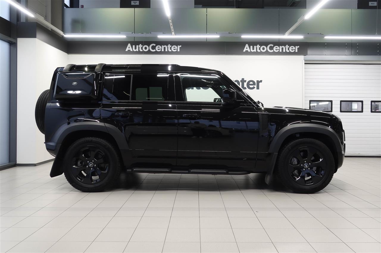 Land Rover Defender 2025