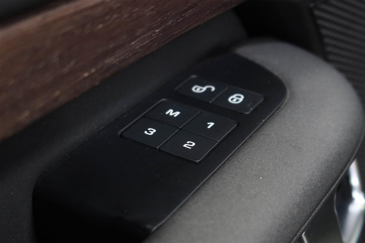 Land Rover Discovery 2018