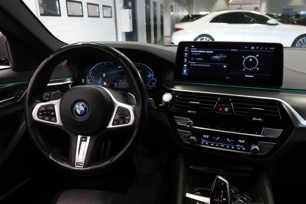 BMW 545 2022
