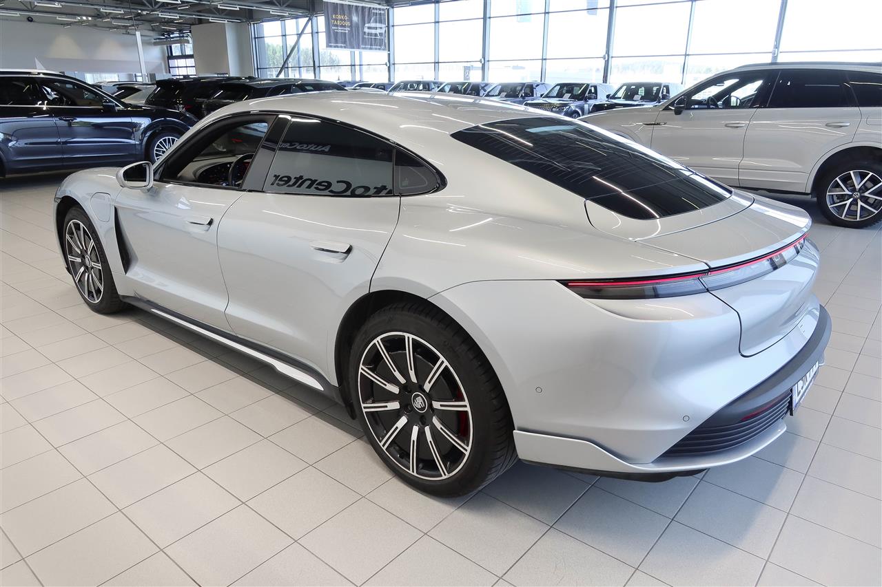 Porsche Taycan 2020