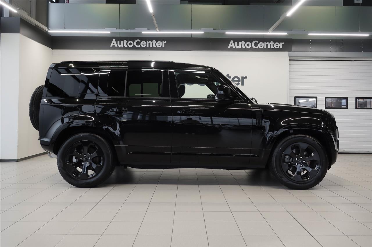 Land Rover Defender 2026