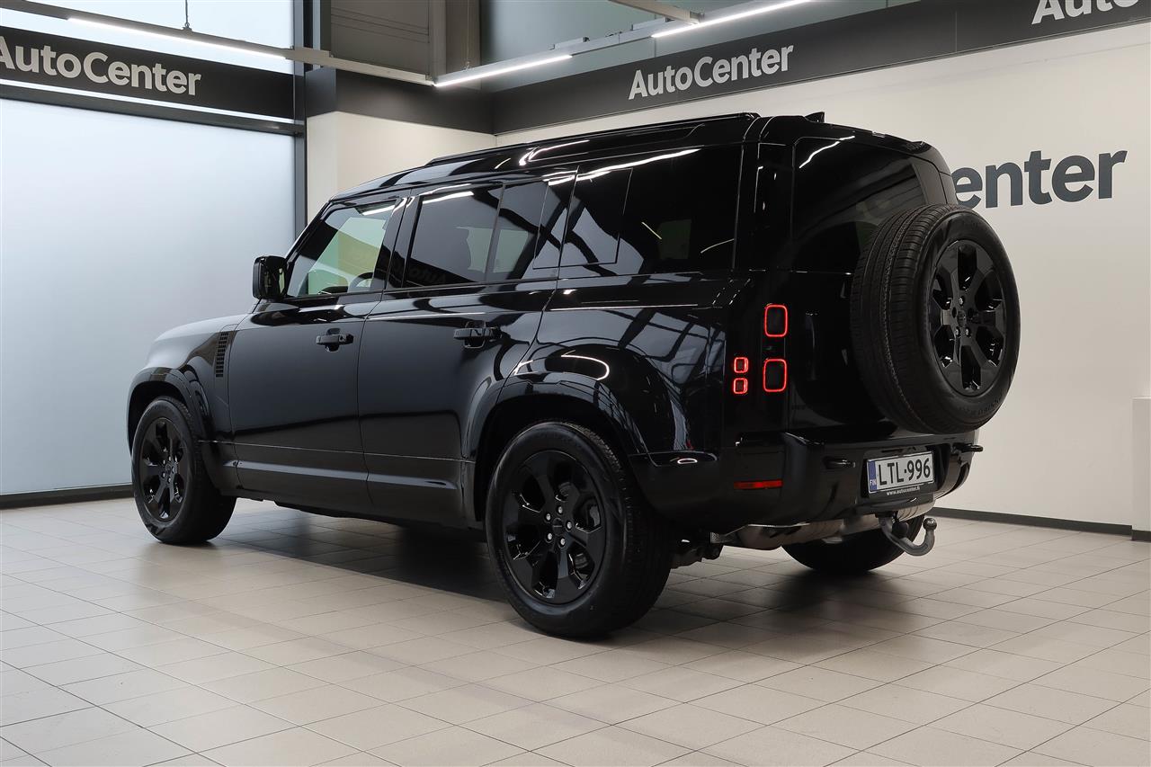 Land Rover Defender 2026