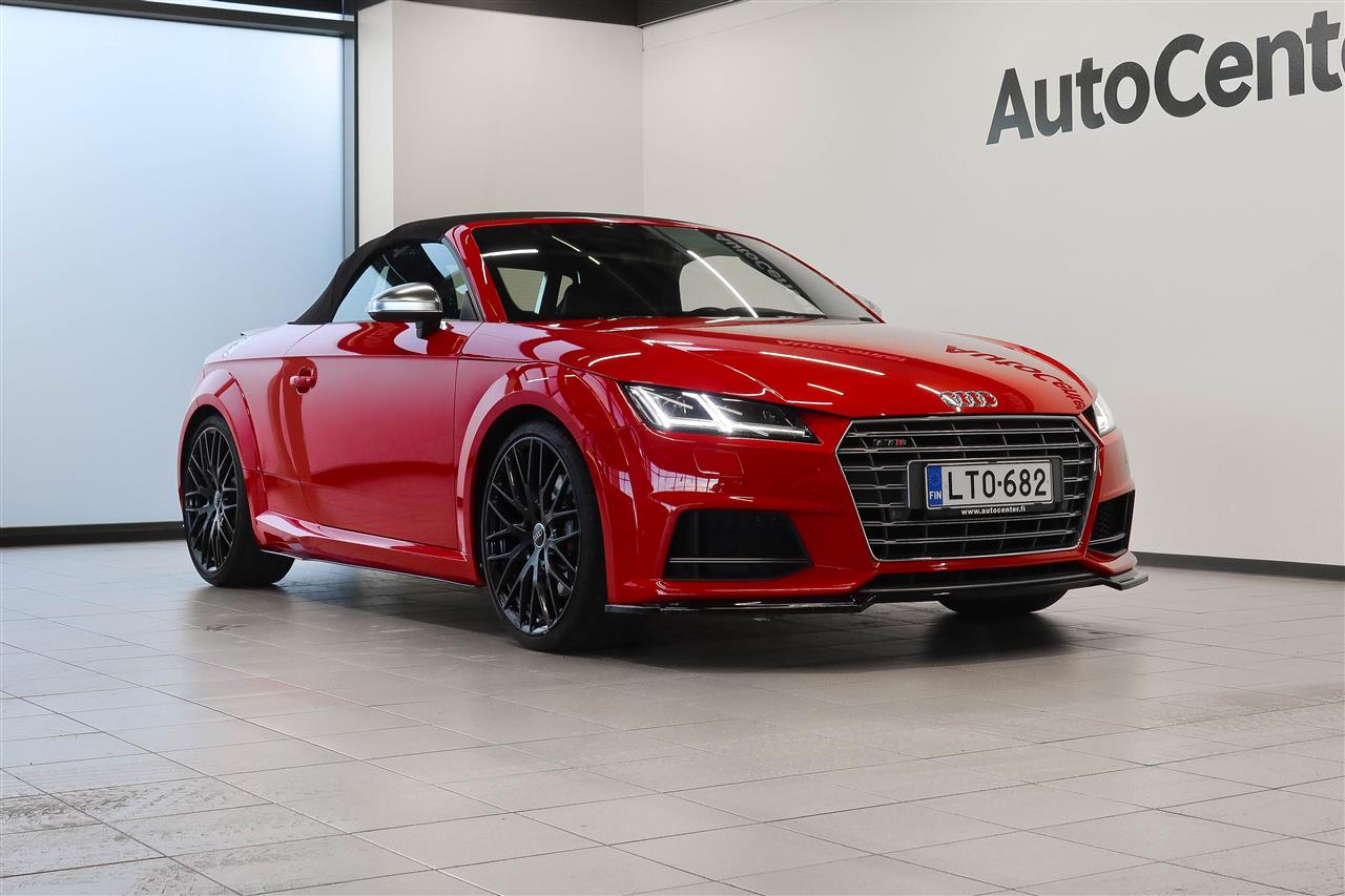 Audi TTS 2015