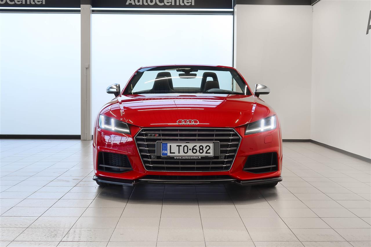 Audi TTS 2015