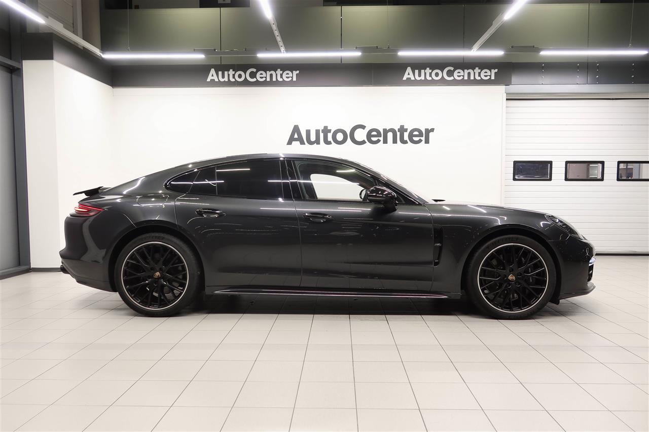 Porsche Panamera 2020