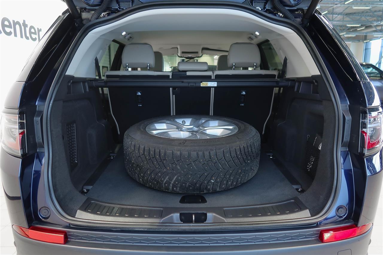 Land Rover Discovery Sport 2023