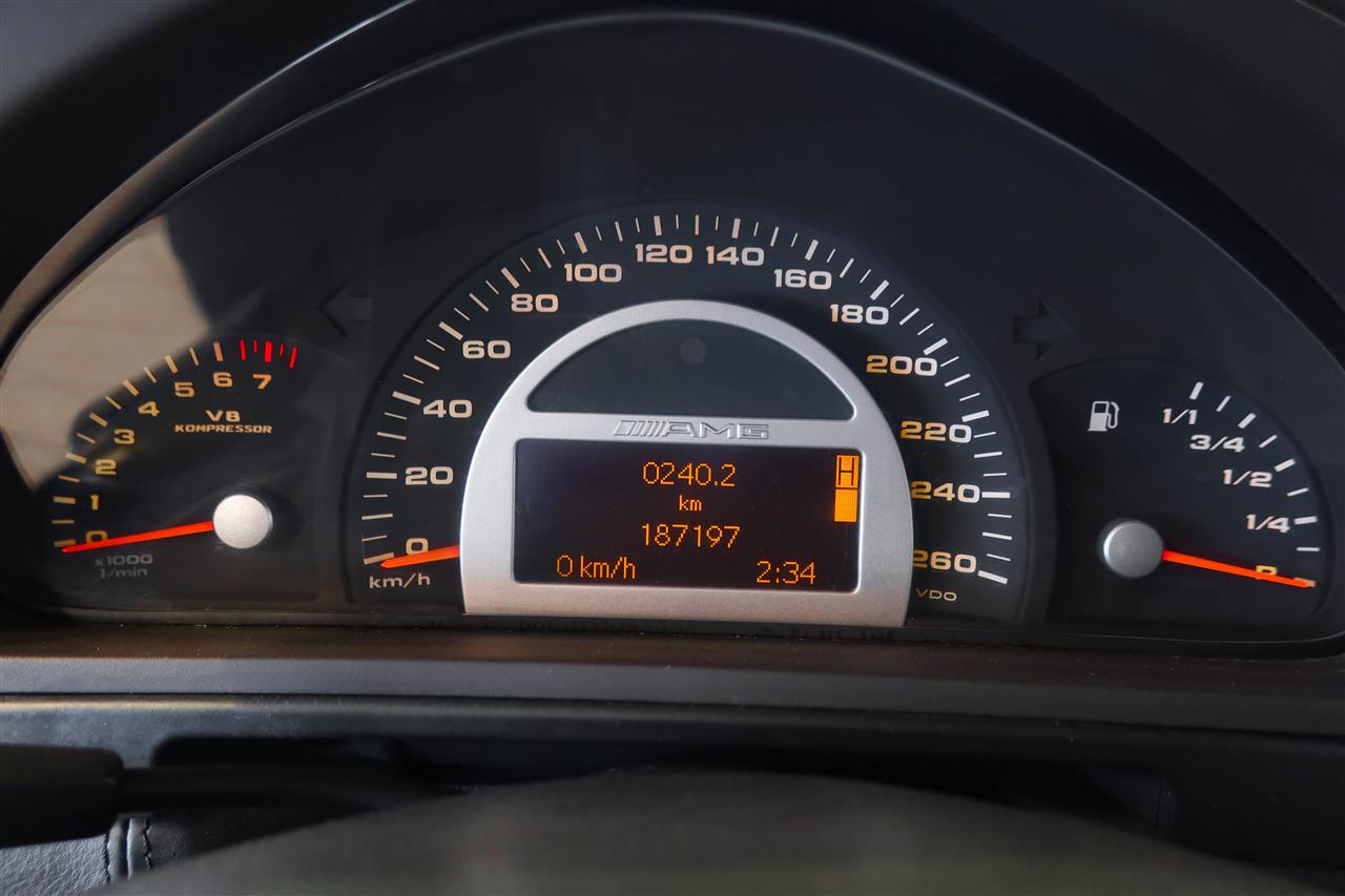 Mercedes-Benz G 2001