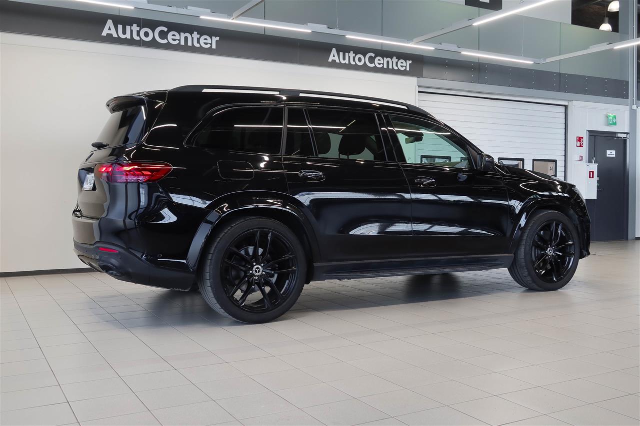 Mercedes-Benz GLS 2024