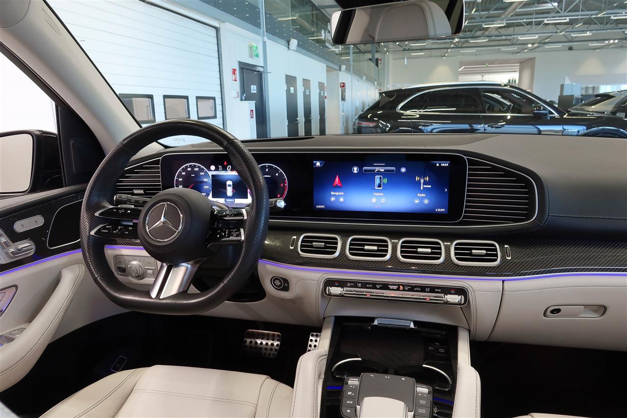 Mercedes-Benz GLS 2024