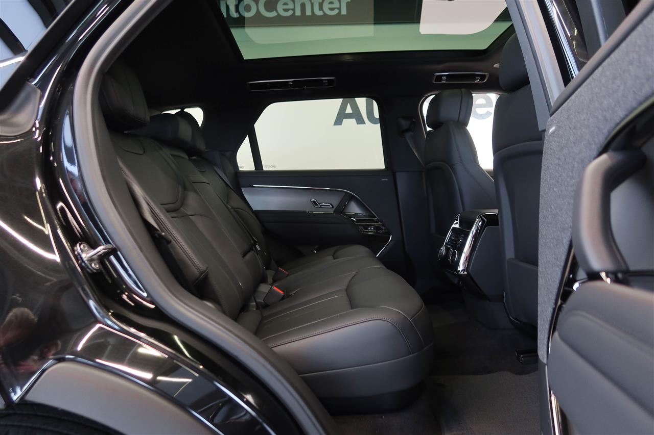 Land Rover Range Rover Sport 2025