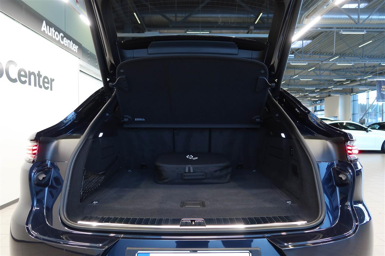 Porsche Cayenne 2023