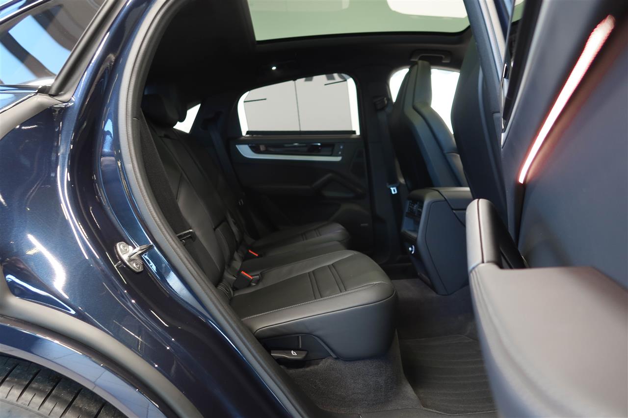 Porsche Cayenne 2024