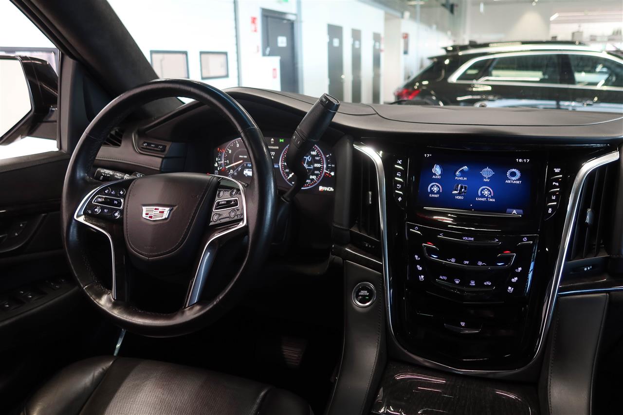 Cadillac Escalade 2016