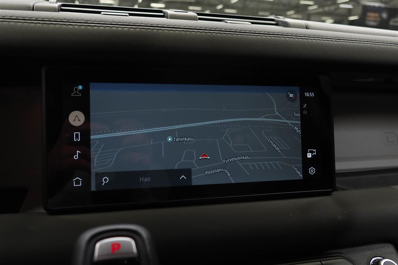 Land Rover Defender 2024