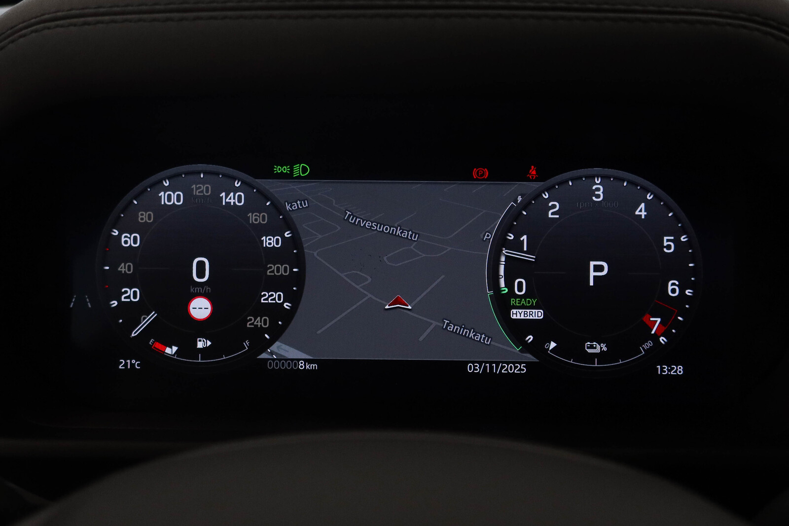 Land Rover Defender 2025