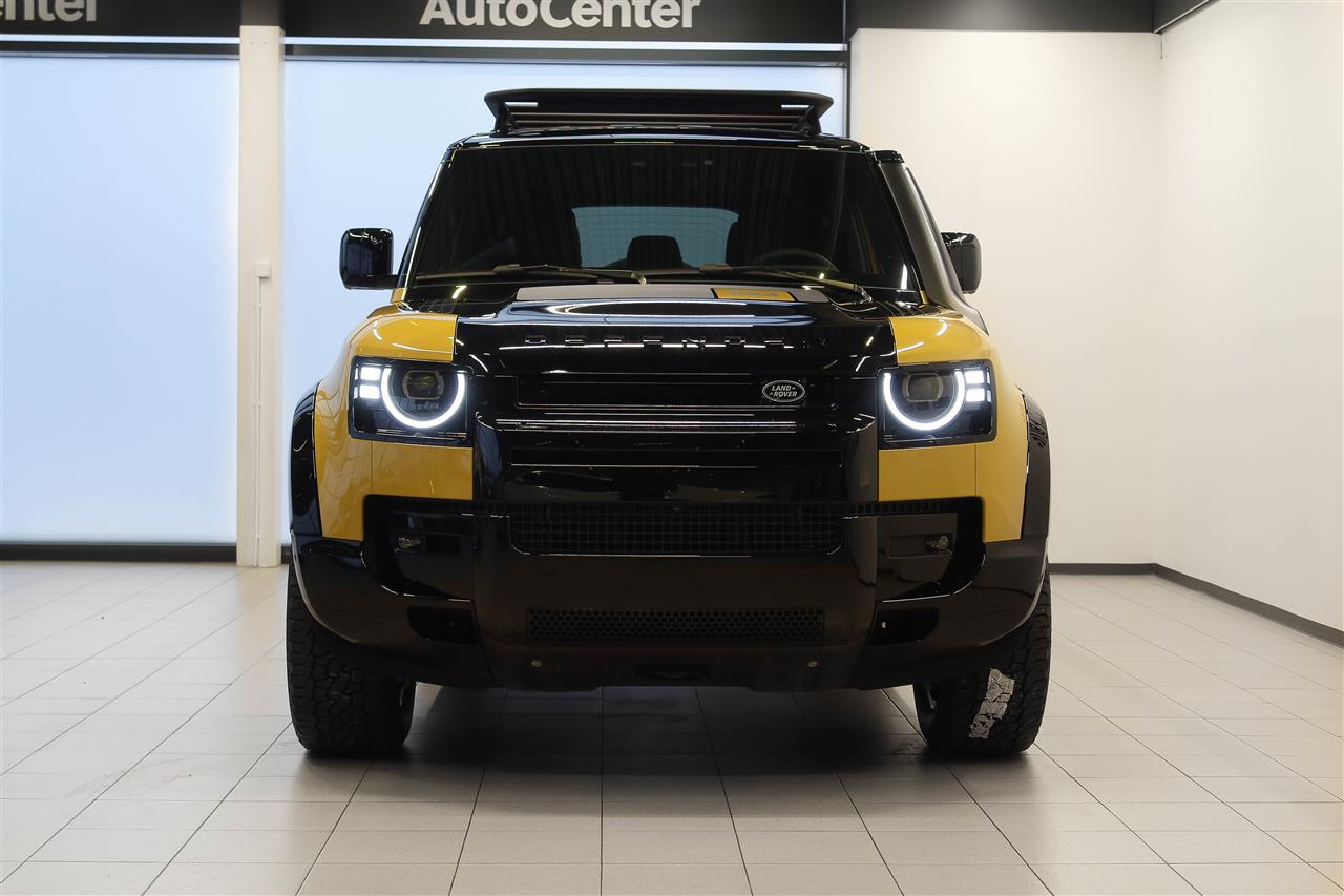 Land Rover Defender 2026