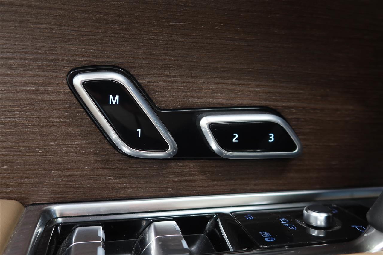 Land Rover Range Rover 2025