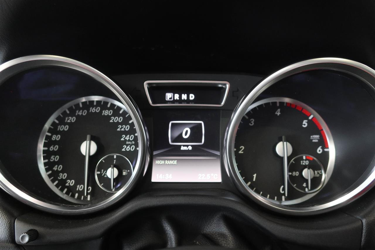Mercedes-Benz G 2013