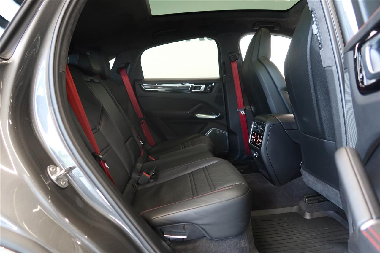 Porsche Cayenne 2020