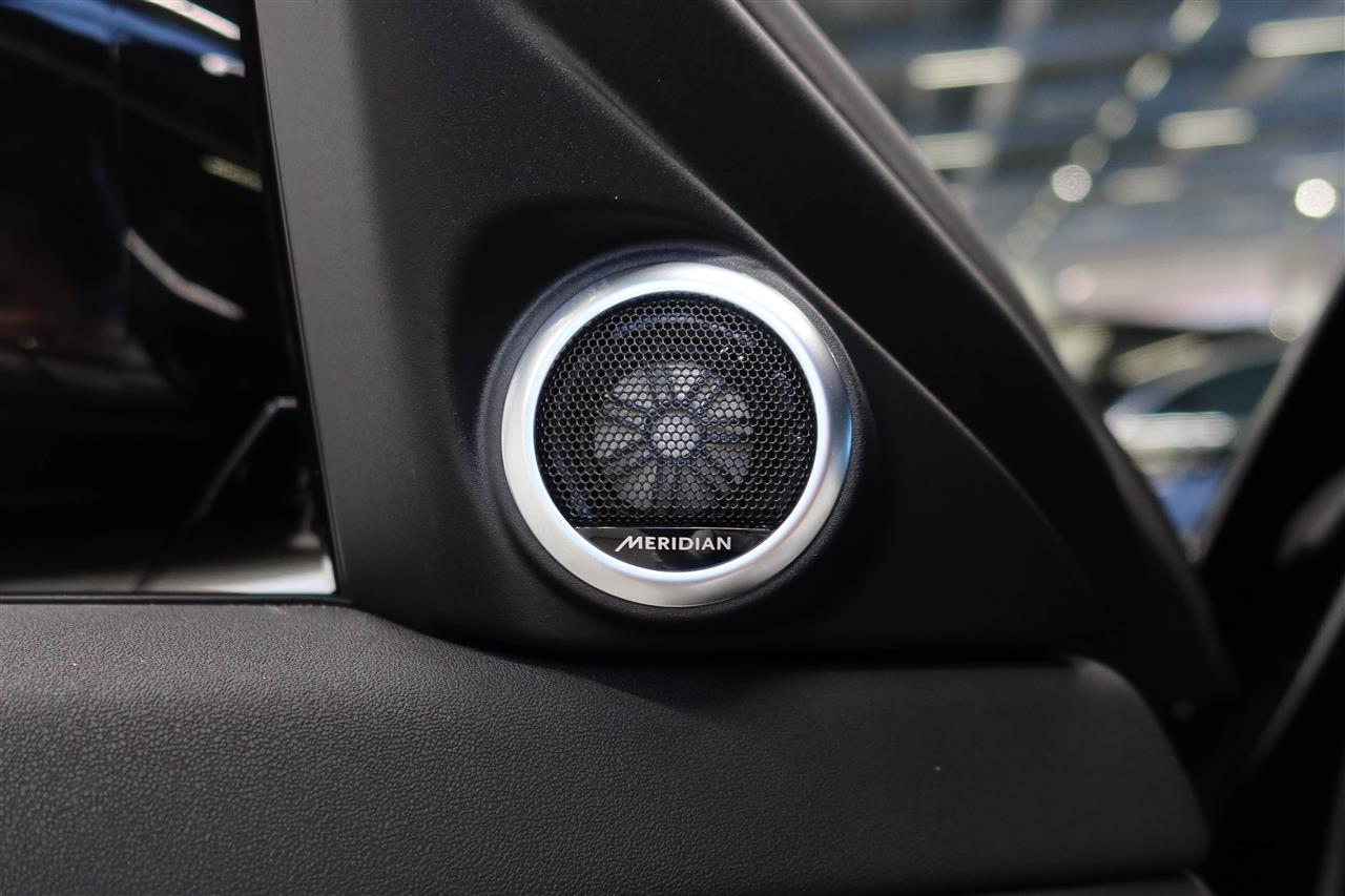 Land Rover Range Rover Evoque 2025