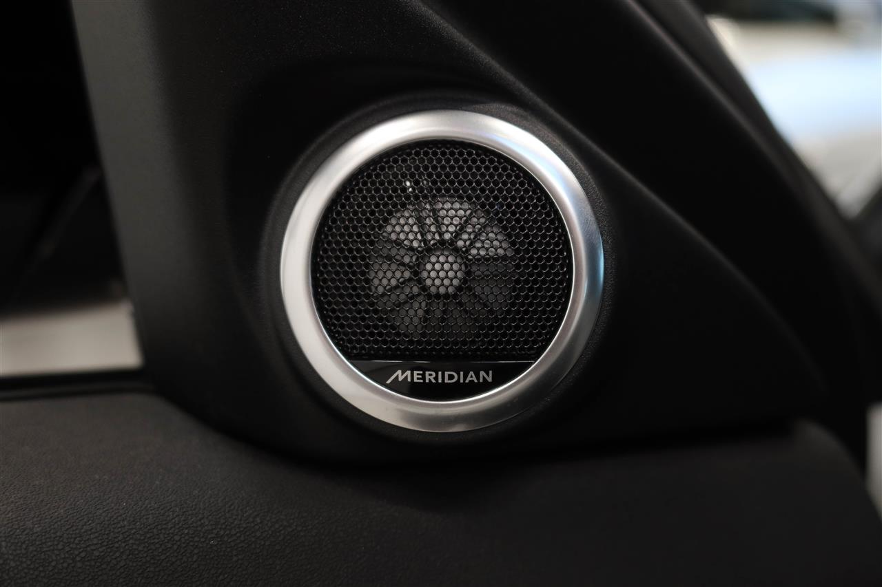 Land Rover Range Rover Evoque 2025