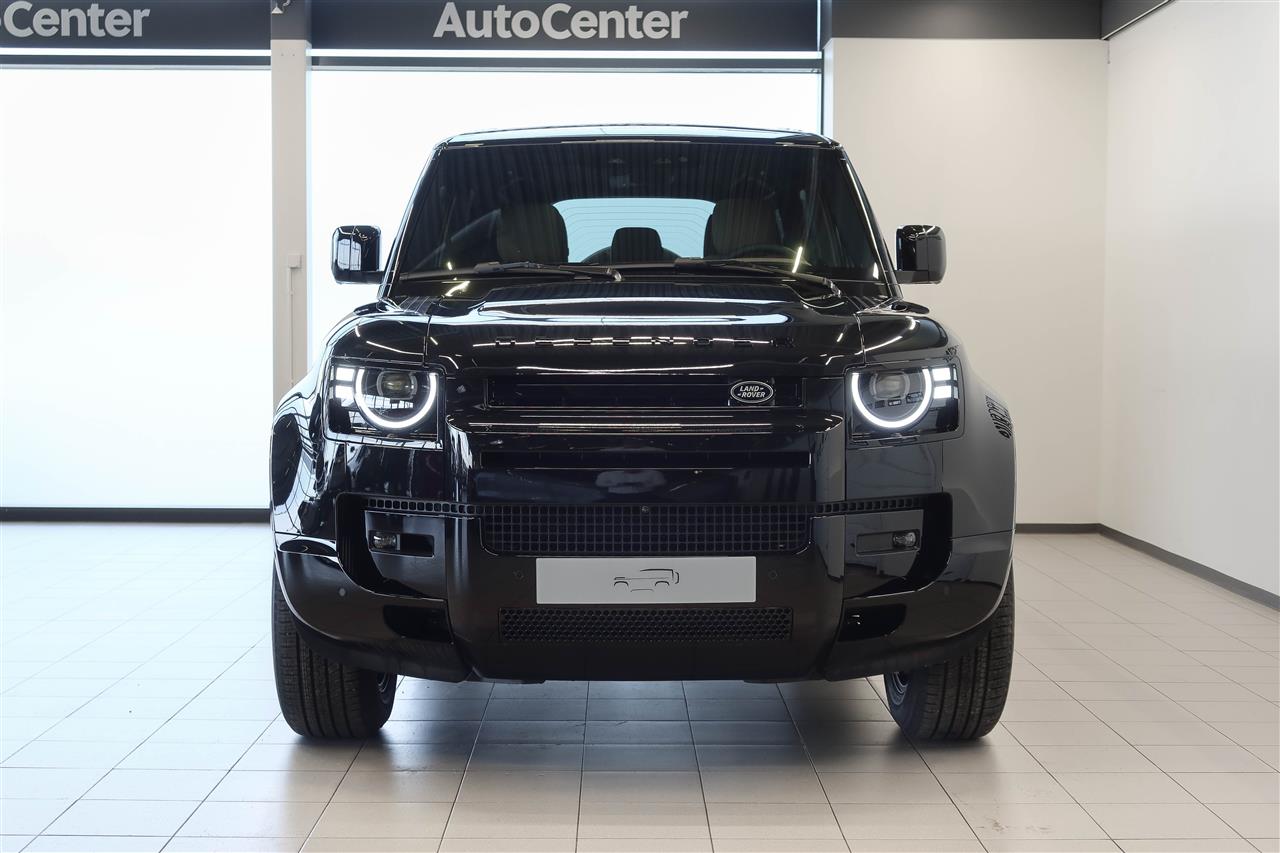Land Rover Defender 2026