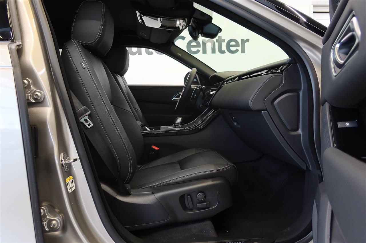 Land Rover Range Rover Velar 2026