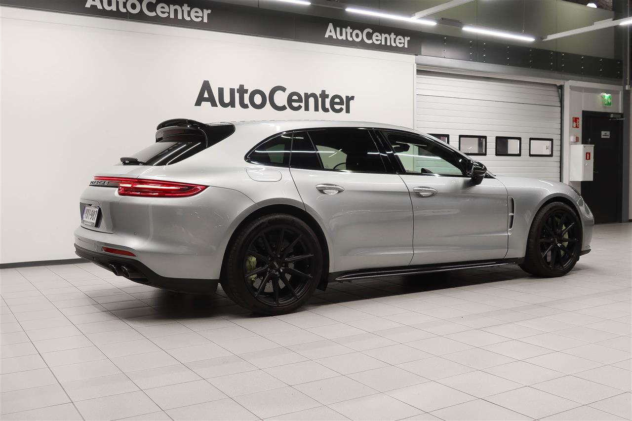 Porsche Panamera 2019