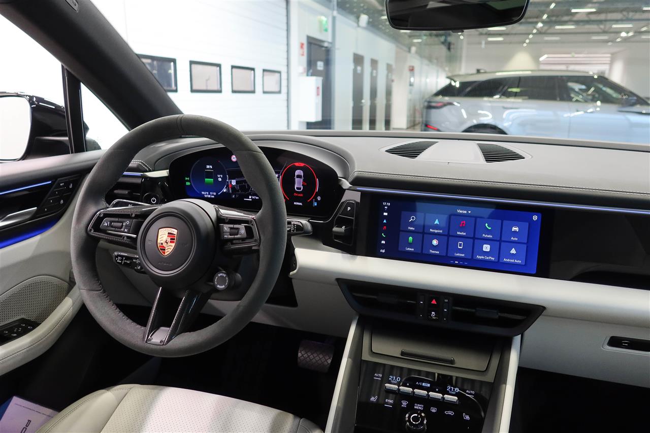 Porsche Macan 2025