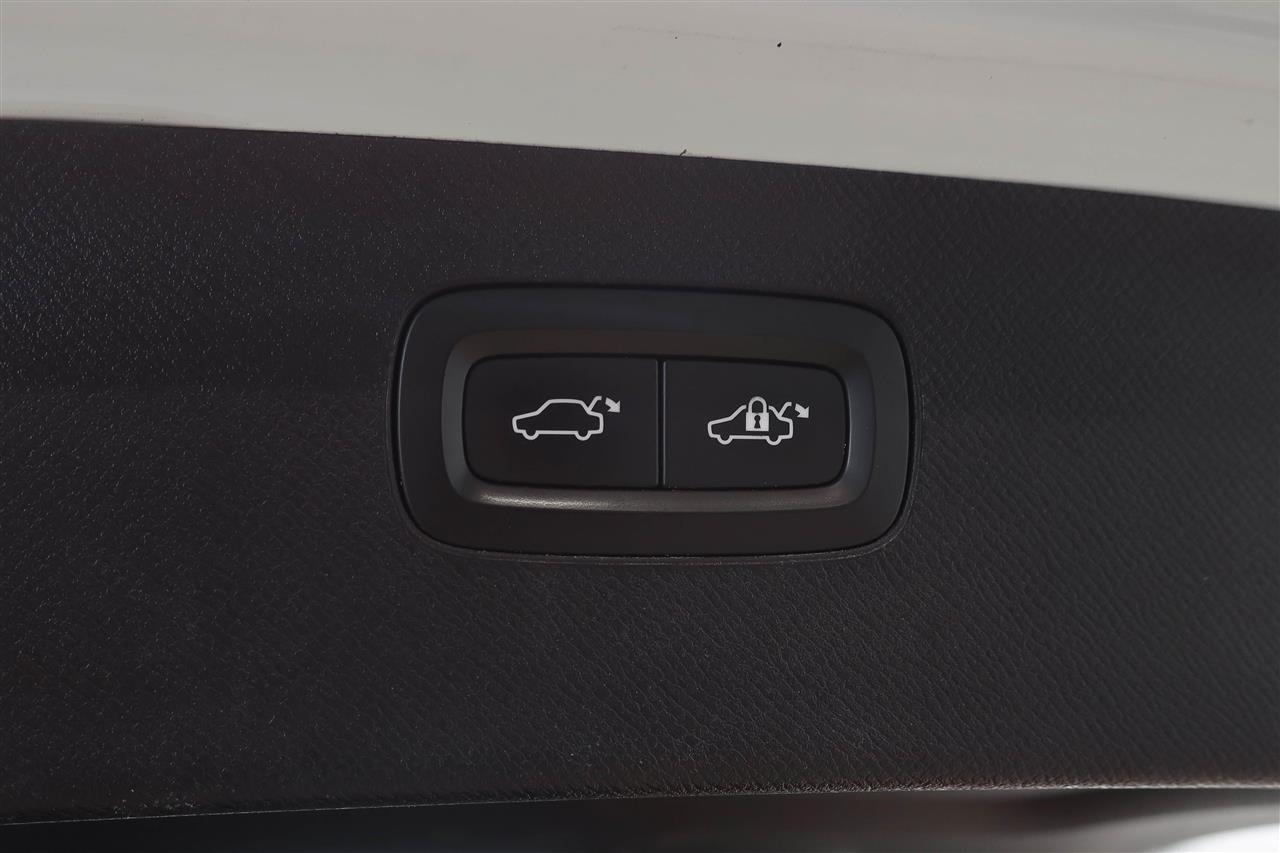 Volvo XC90 2016