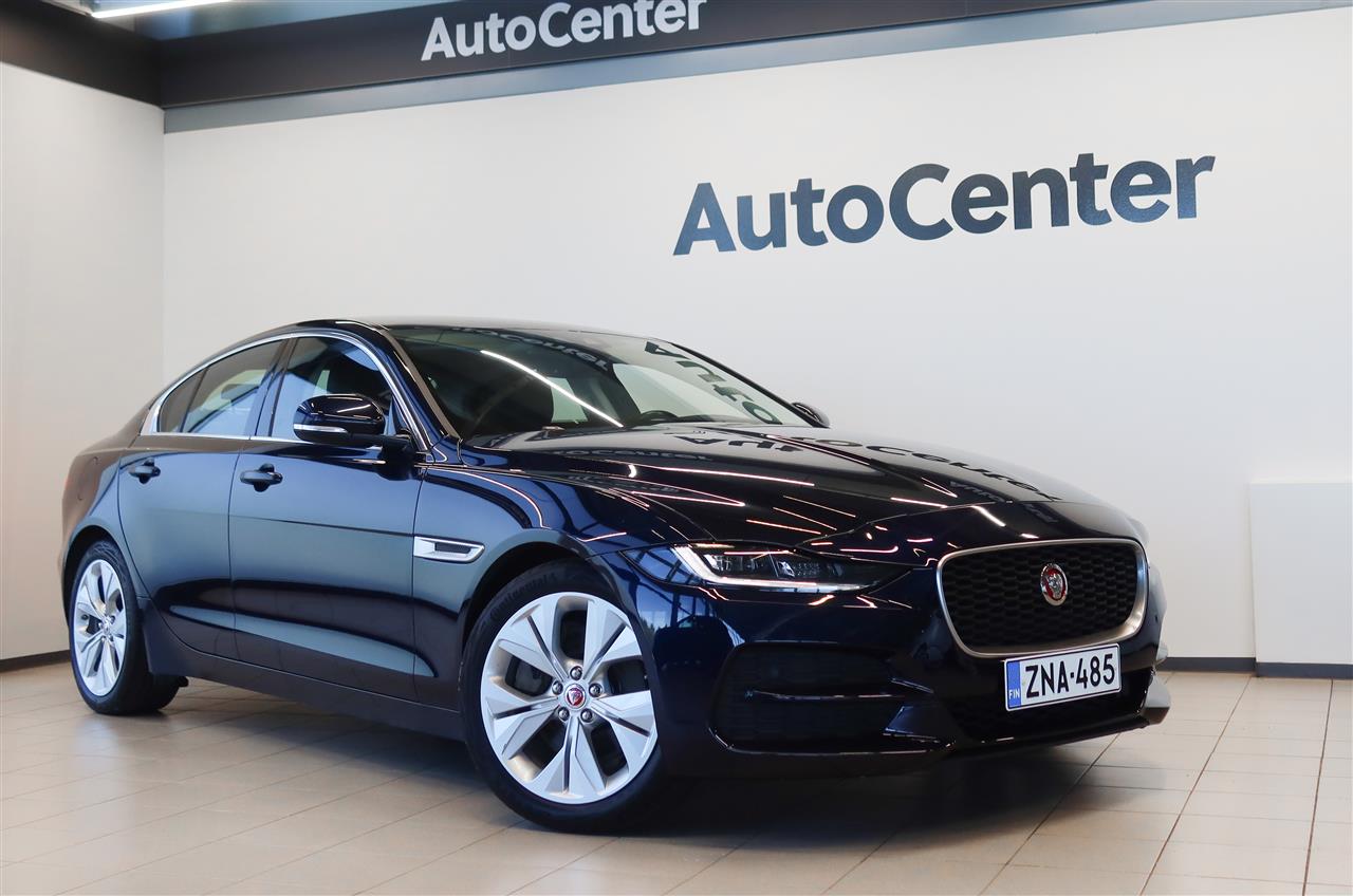Jaguar XE 2020