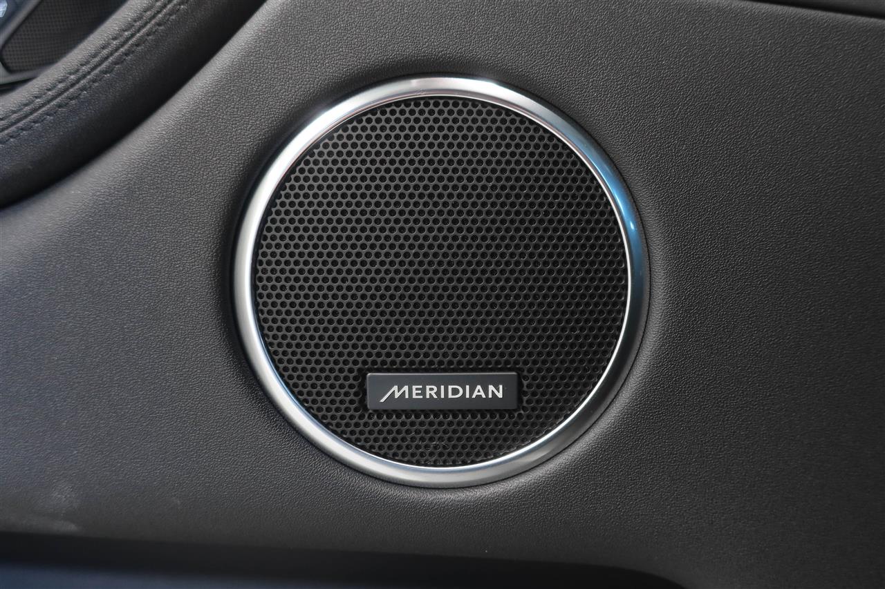 Land Rover Discovery Sport 2023