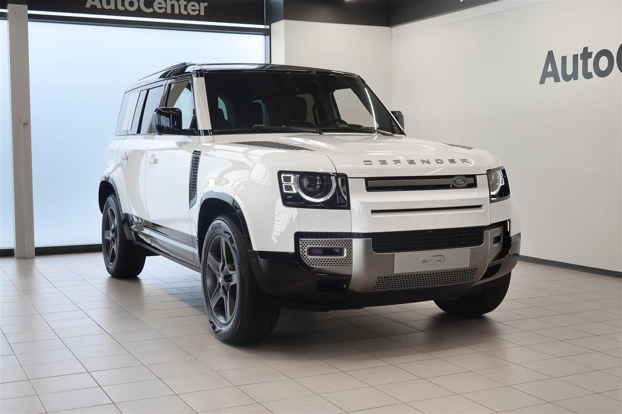 Land Rover Defender 2025