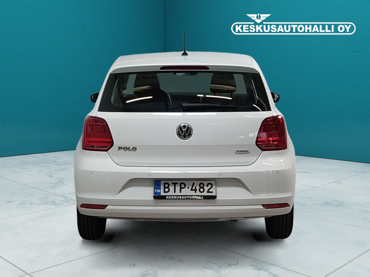 VOLKSWAGEN Polo 2016