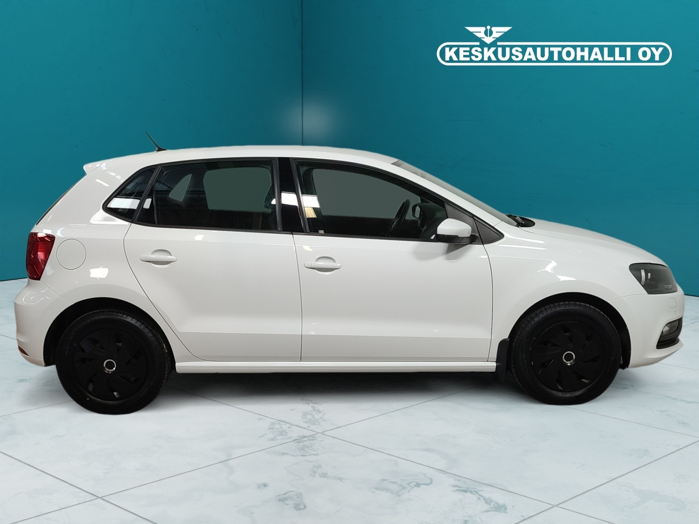 VOLKSWAGEN Polo 2016