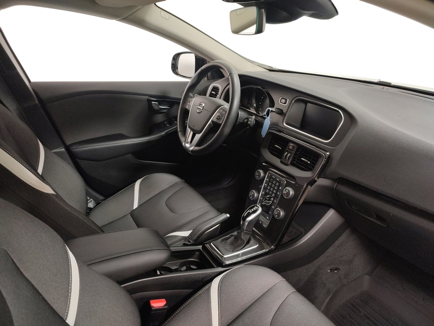 VOLVO V40 Cross Country 2019