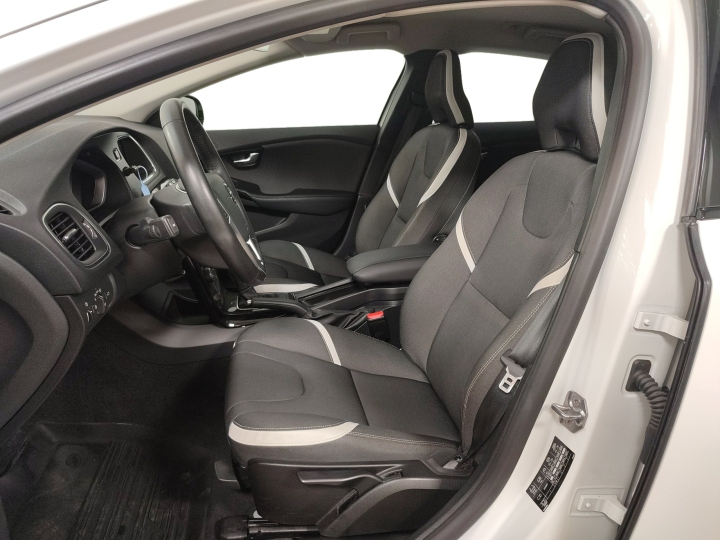 VOLVO V40 Cross Country 2019