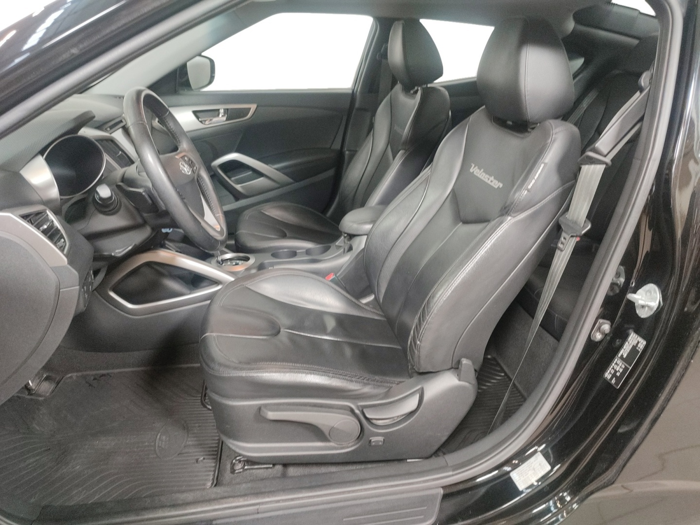 HYUNDAI Veloster 2012