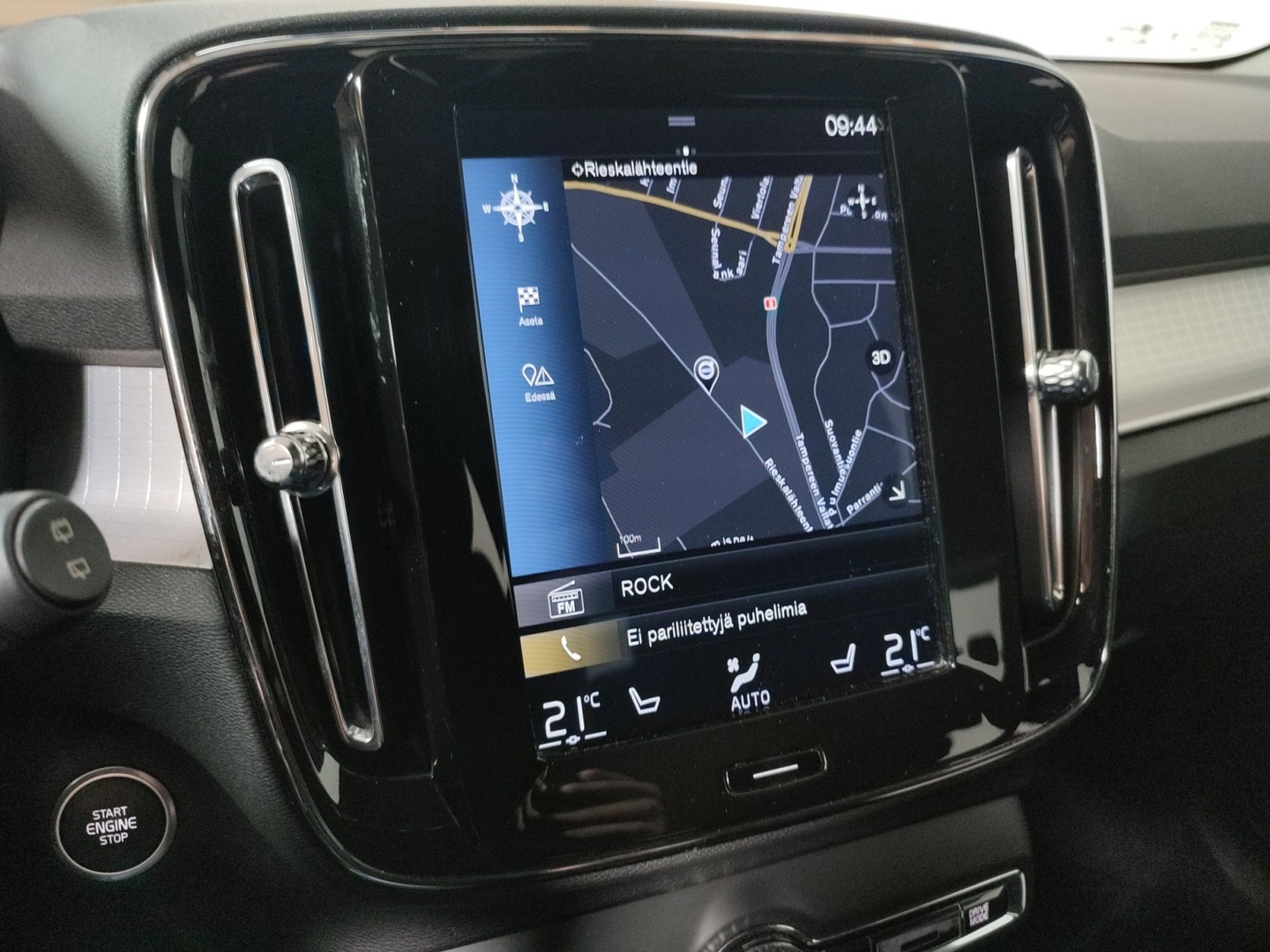 VOLVO XC40 2019