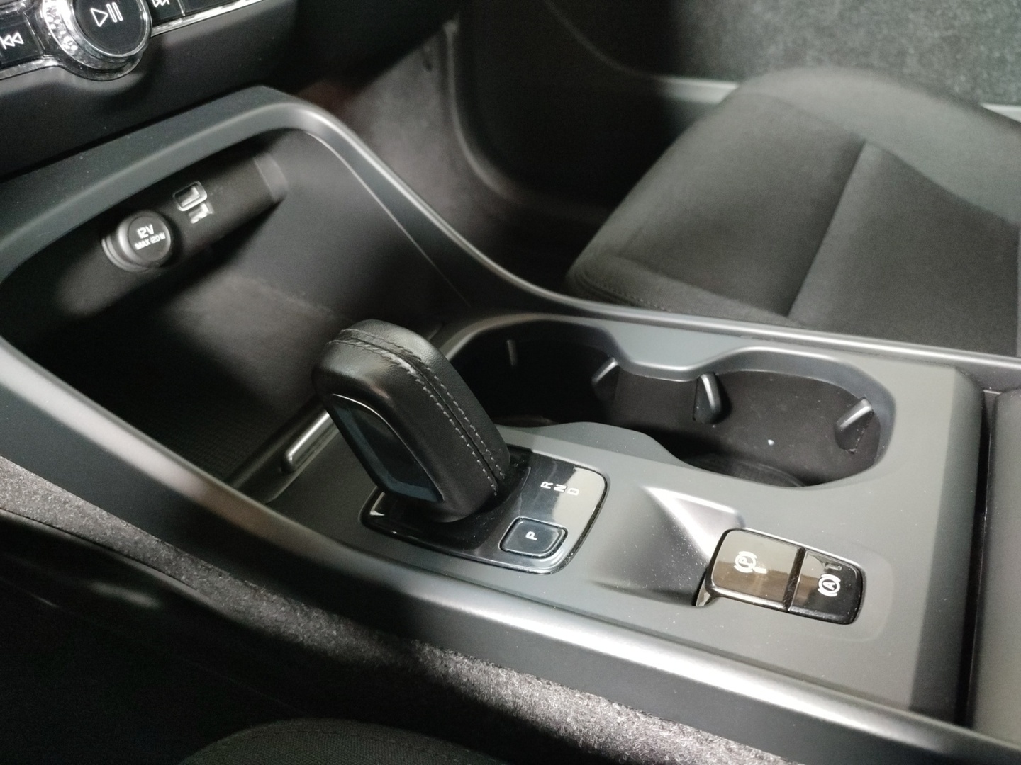 VOLVO XC40 2019