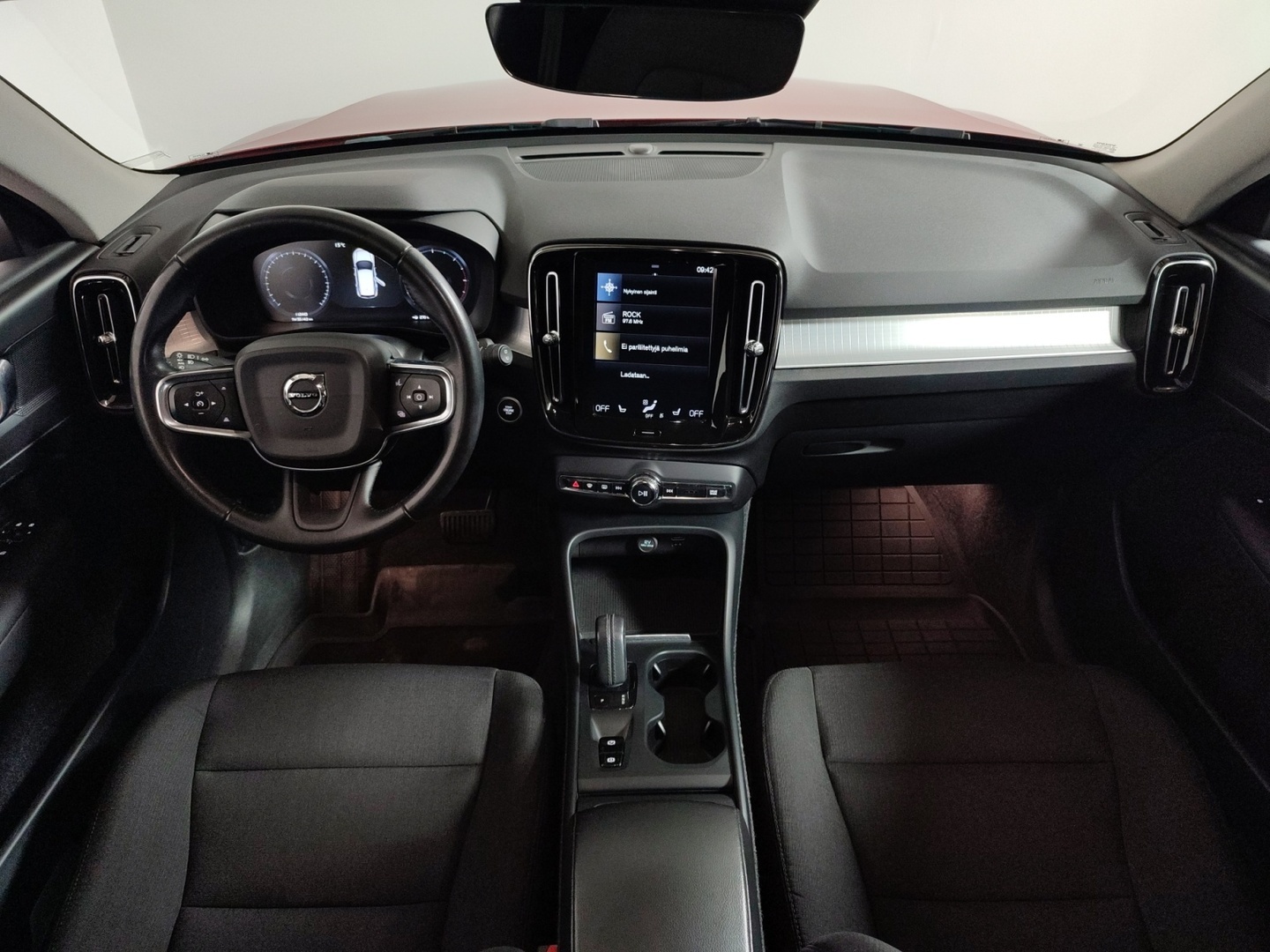 VOLVO XC40 2019