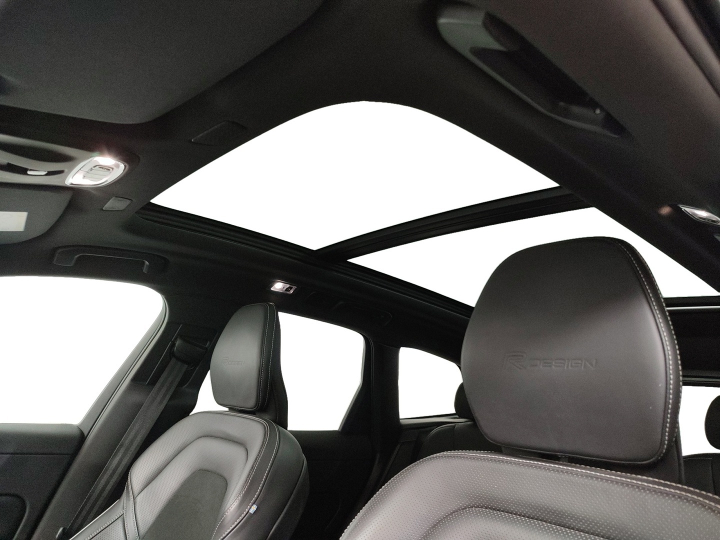 VOLVO XC60 2019