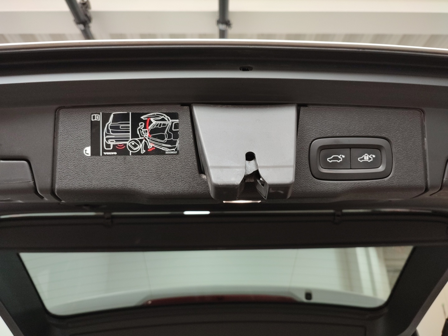 VOLVO XC60 2019