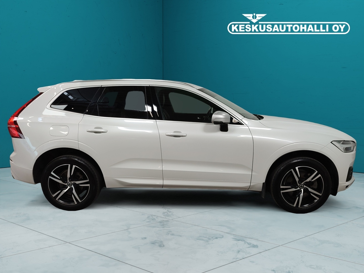 VOLVO XC60 2019