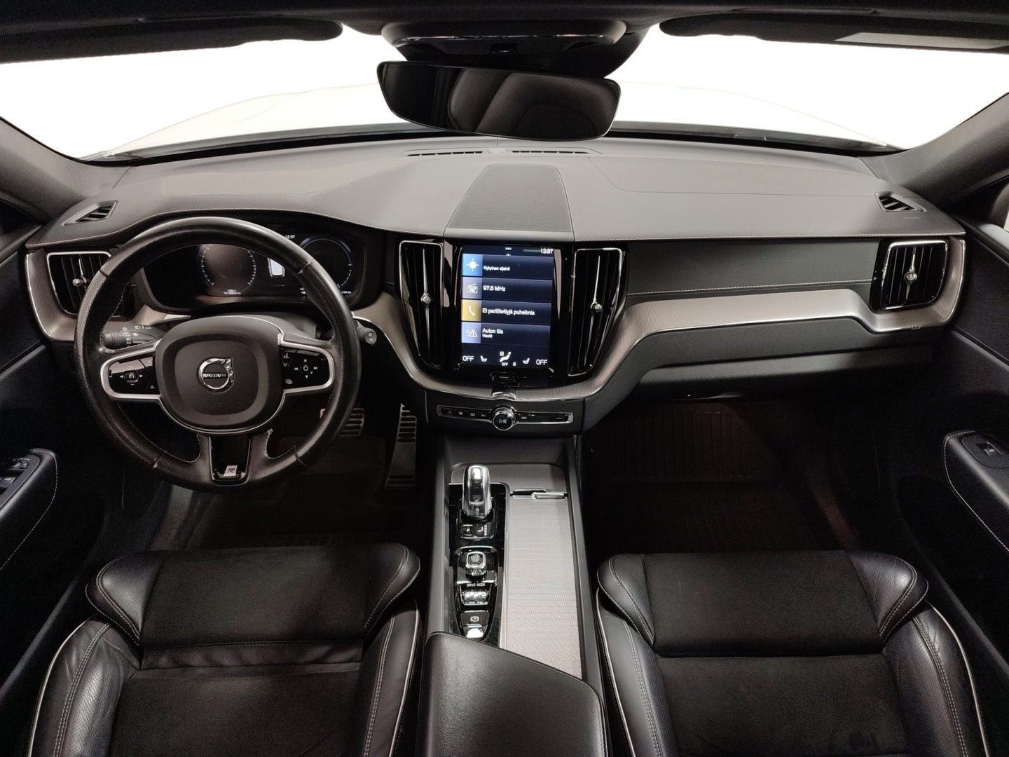VOLVO XC60 2019