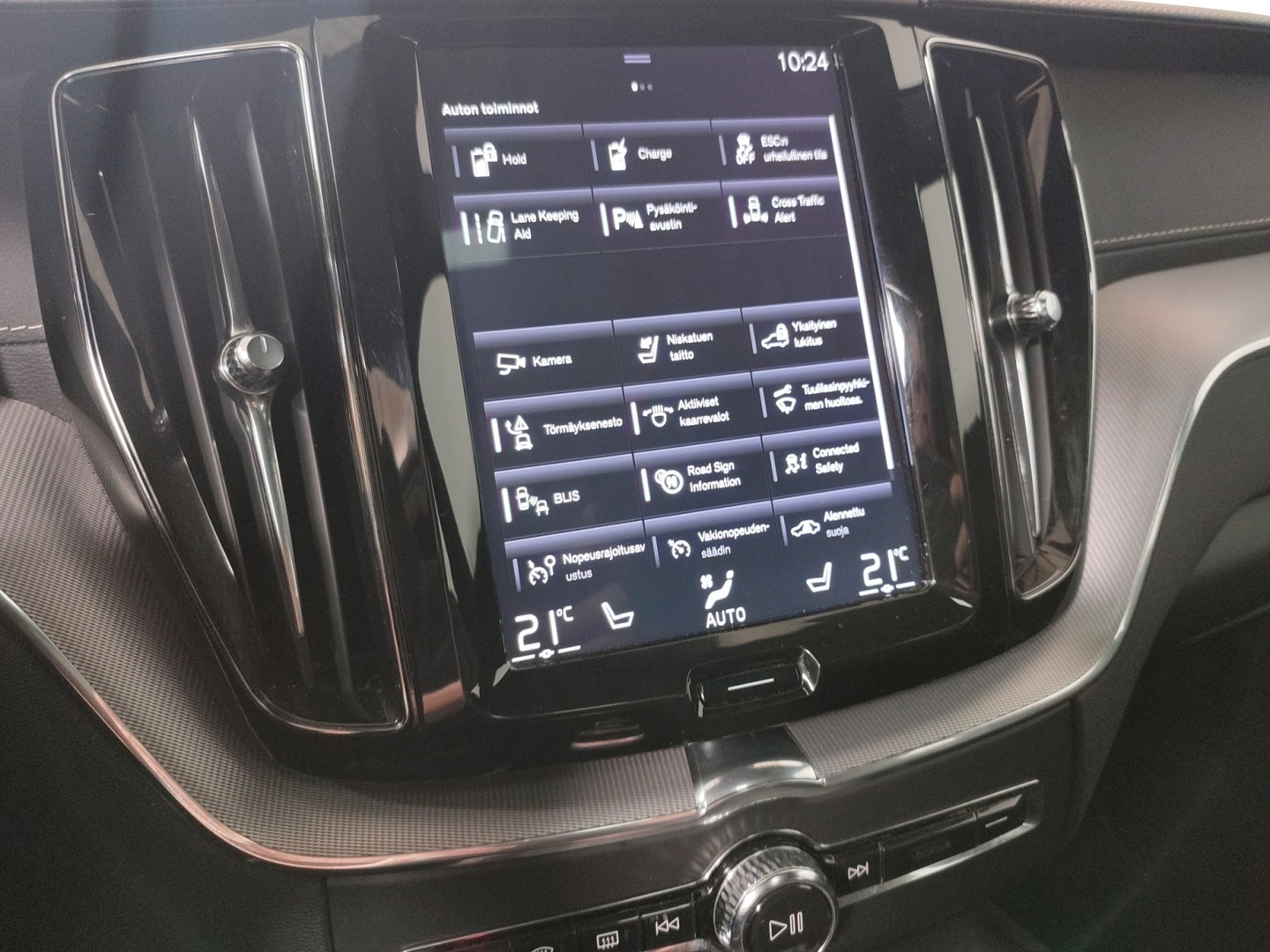 VOLVO XC60 2019