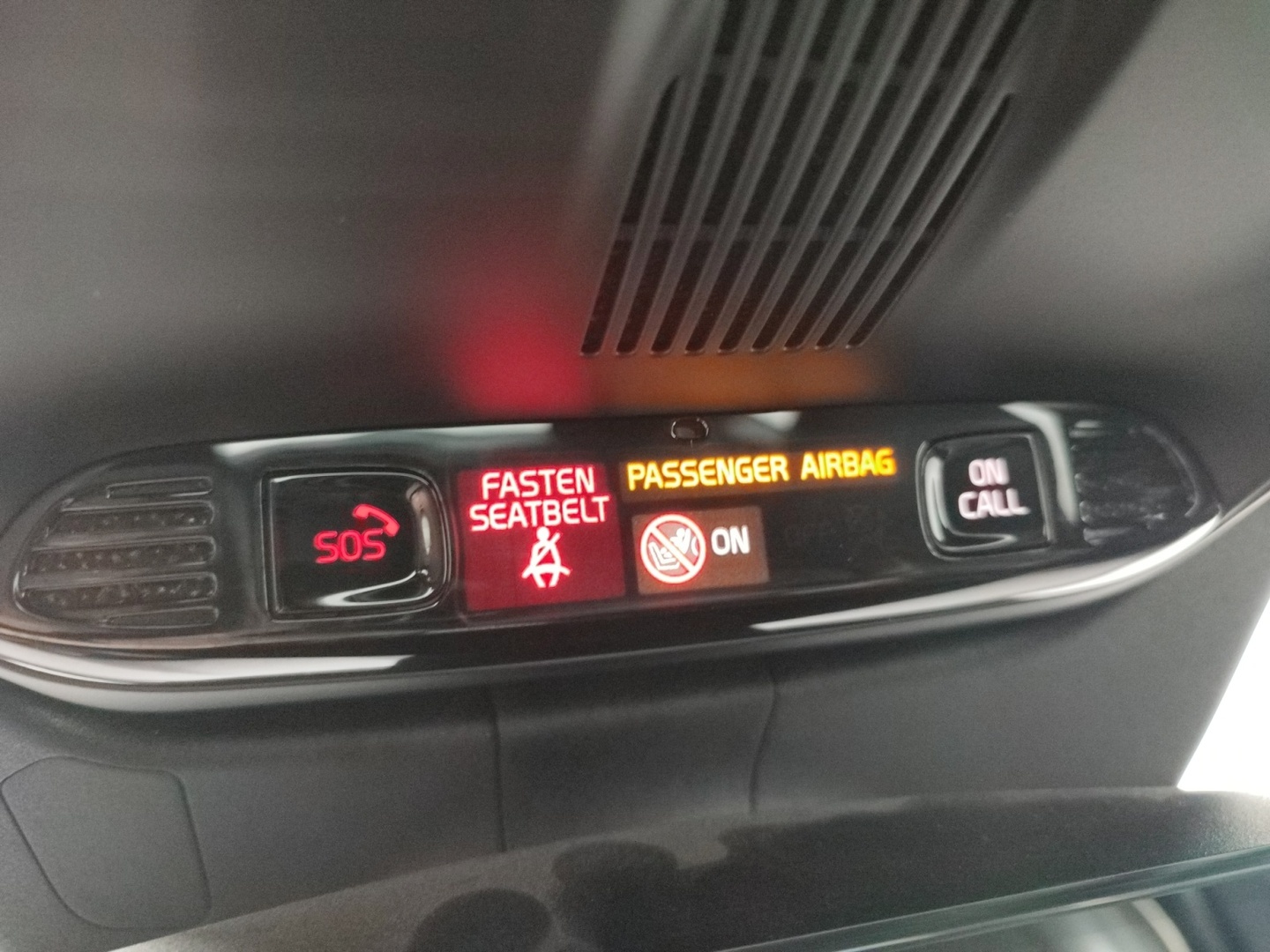 VOLVO XC60 2019