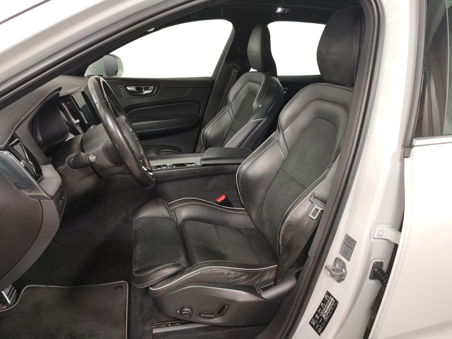 VOLVO XC60 2019