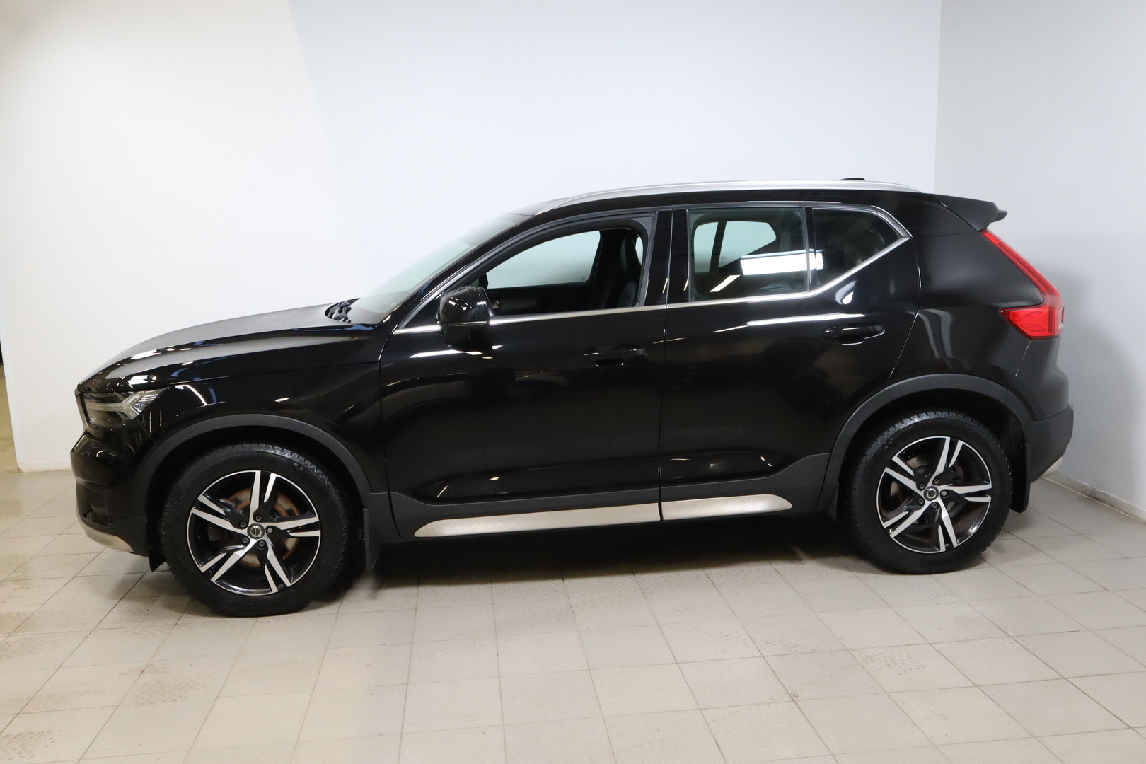 VOLVO XC40 2020